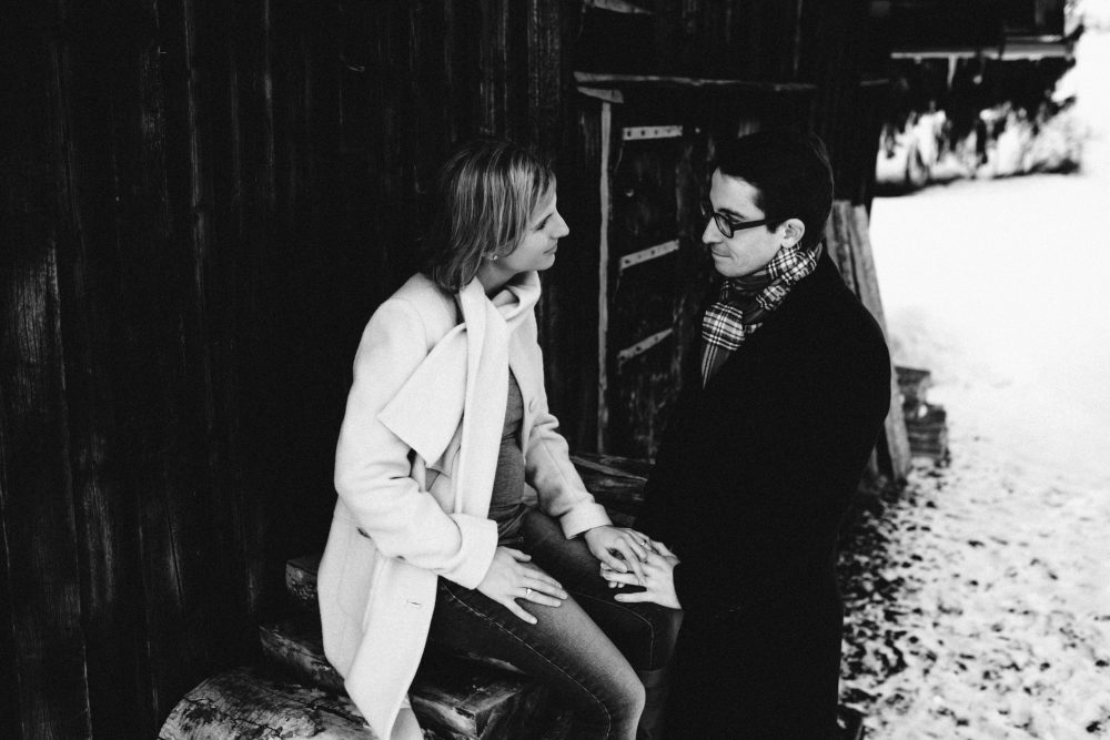 Babybauchshooting im winterlichen Allgäu