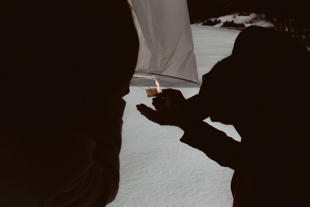 Babybauchshooting im winterlichen Allgäu