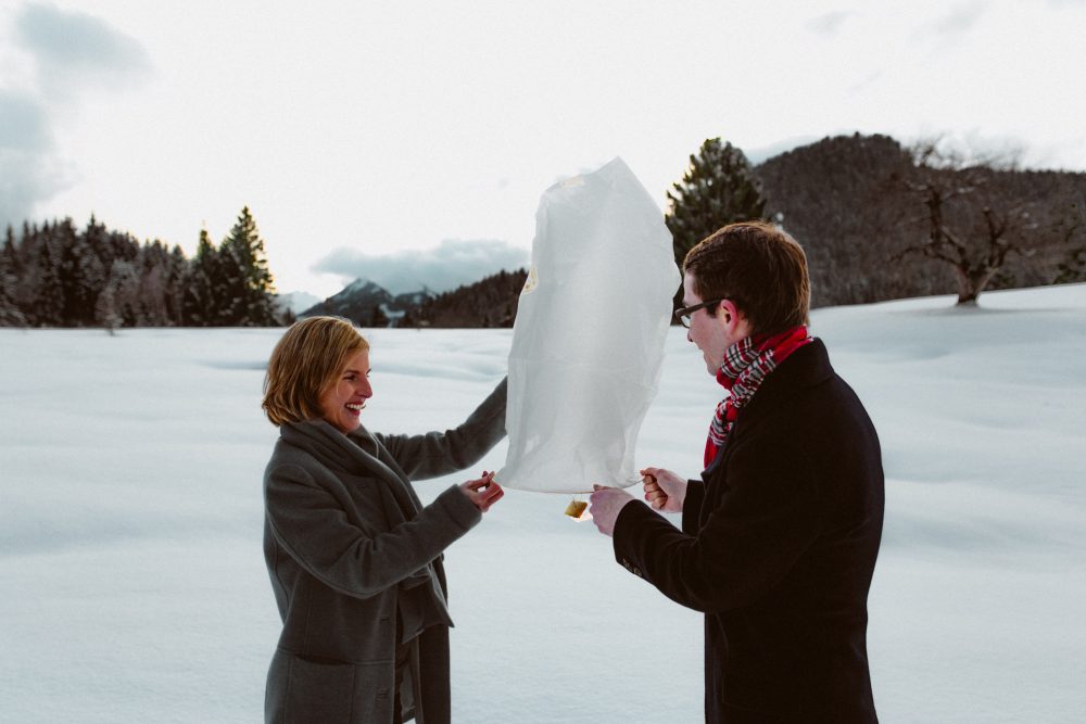 Babybauchshooting im winterlichen Allgäu