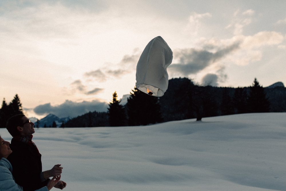 Babybauchshooting im winterlichen Allgäu