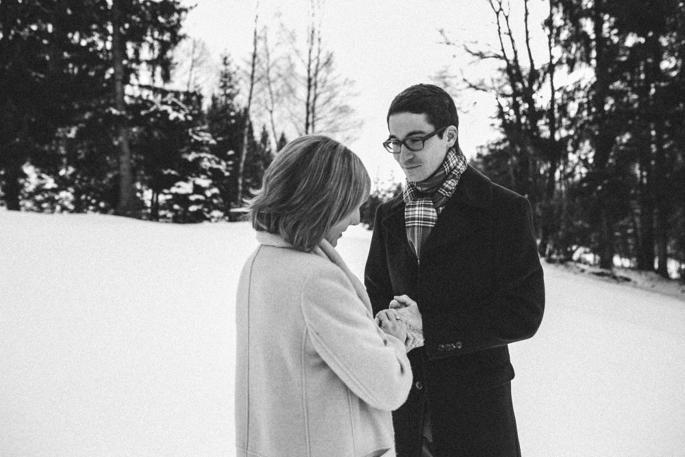 Babybauchshooting im winterlichen Allgäu