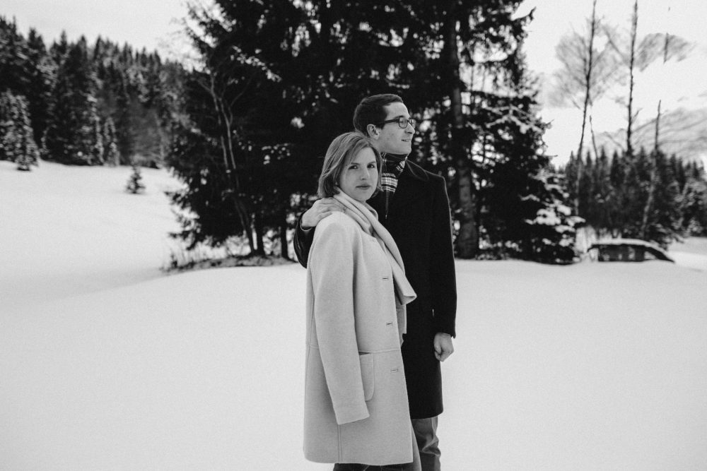 Babybauchshooting im winterlichen Allgäu