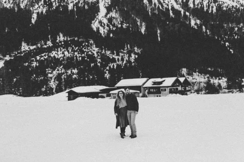 Babybauchshooting mit Schneeweitblick
