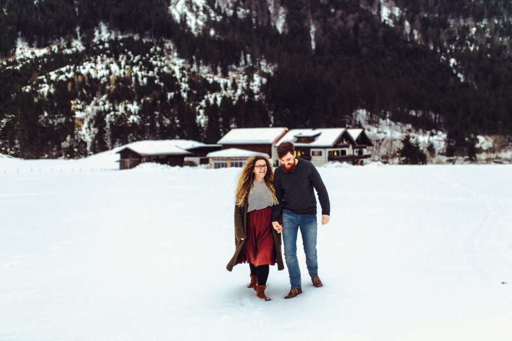 Babybauchshooting mit Schneeweitblick