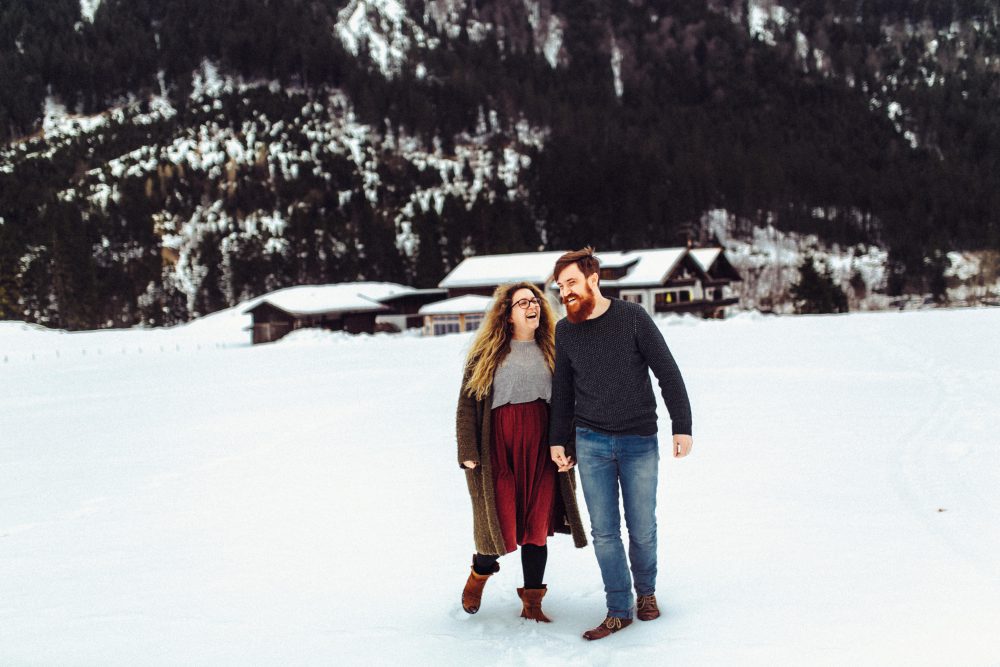 Babybauchshooting mit Schneeweitblick