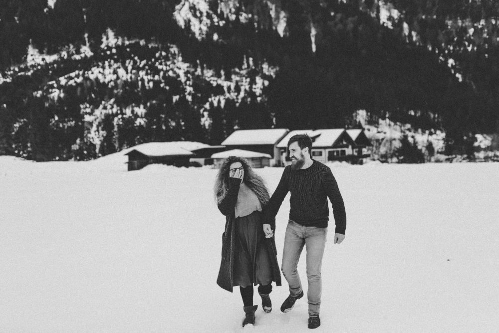 Babybauchshooting mit Schneeweitblick