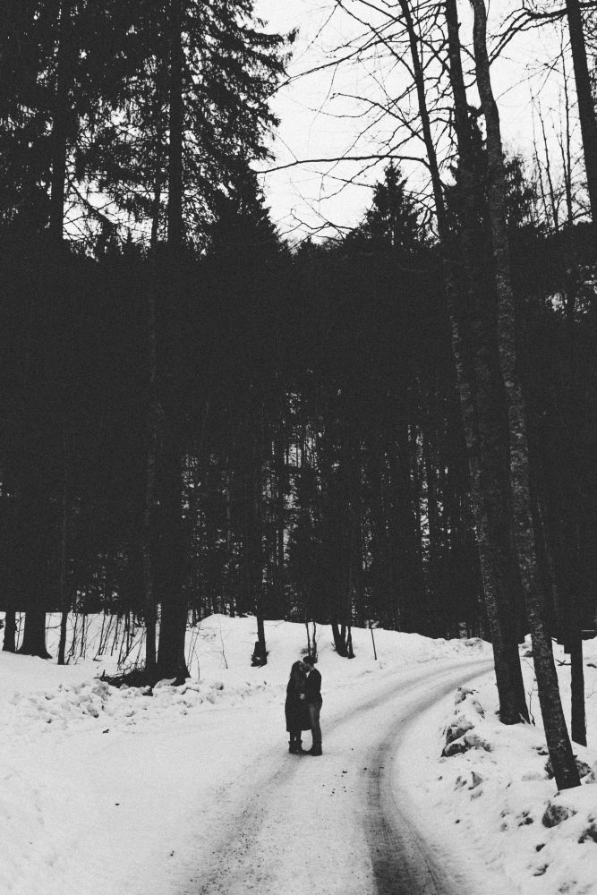 Babybauchshooting mit Schneeweitblick