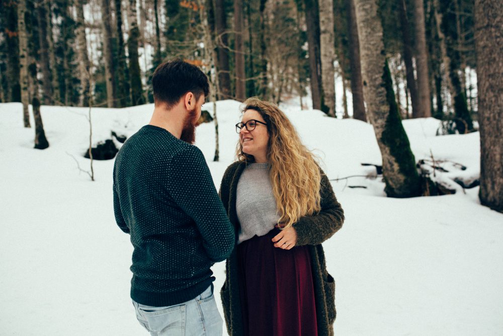 Babybauchshooting mit Schneeweitblick