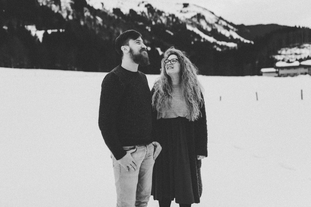 Babybauchshooting mit Schneeweitblick