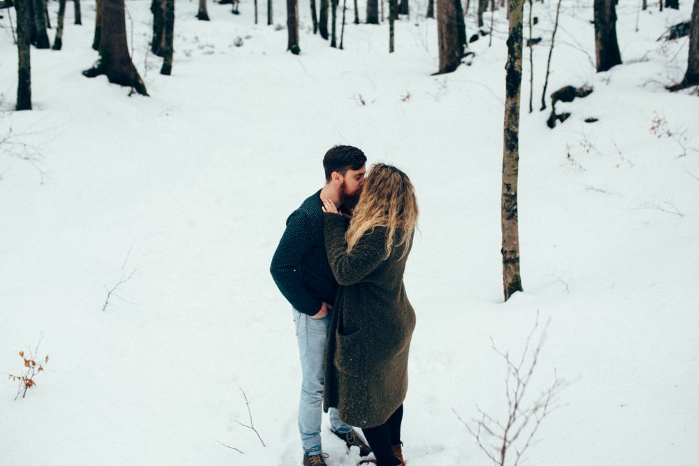 Babybauchshooting mit Schneeweitblick