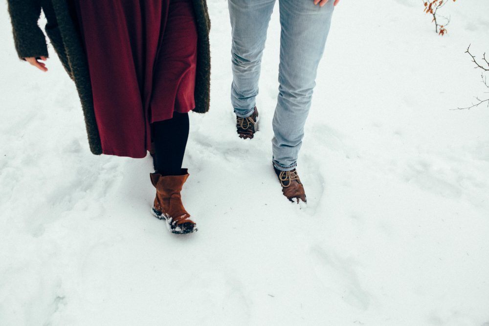 Babybauchshooting mit Schneeweitblick