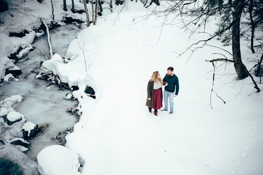 Babybauchshooting mit Schneeweitblick
