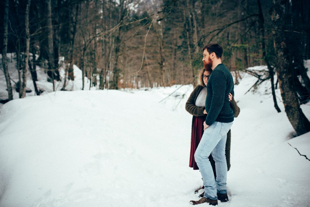 Babybauchshooting mit Schneeweitblick