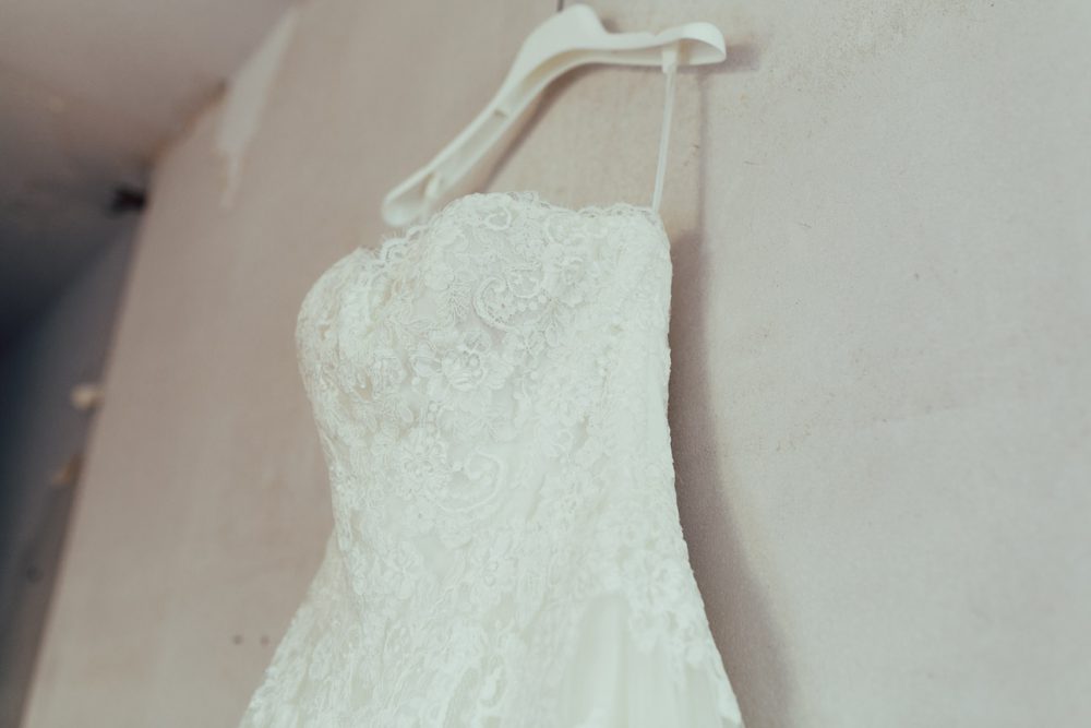 ungetragenes Brautkleid von St. Patrick mit diversen Accessoires zu verkaufen!