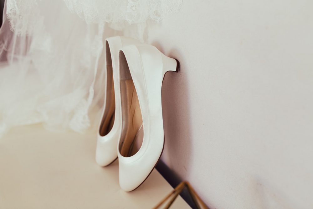 ungetragenes Brautkleid von St. Patrick mit diversen Accessoires zu verkaufen!