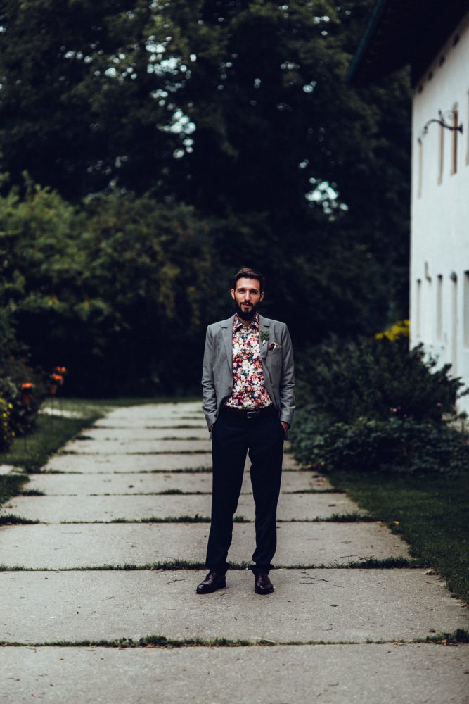 1001 Origami Kraniche auf der Scheunenhochzeit AmVieh-Theater / Schwindegg