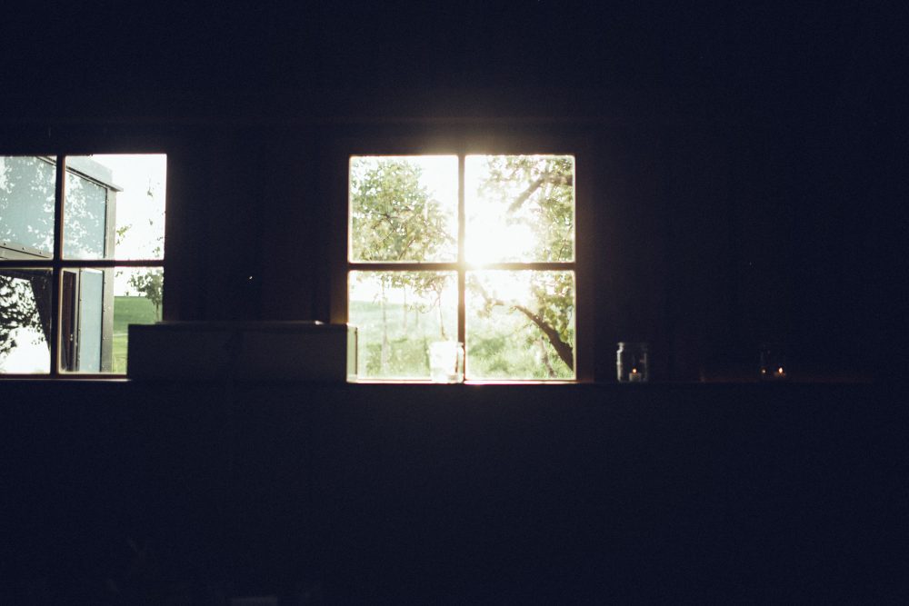 1001 Origami Kraniche auf der Scheunenhochzeit AmVieh-Theater / Schwindegg