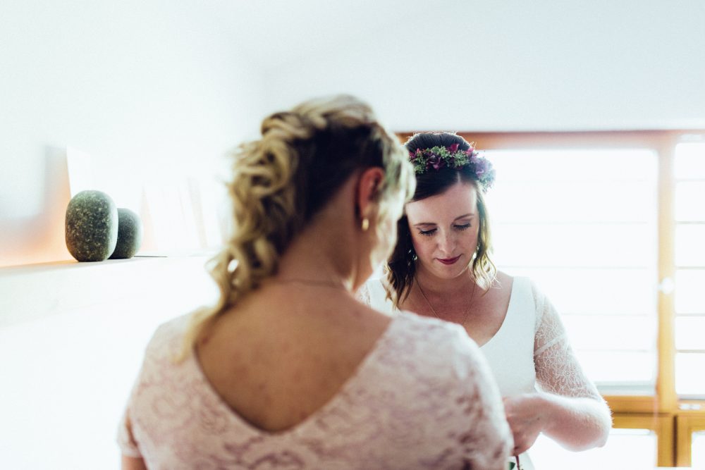 1001 Origami Kraniche auf der Scheunenhochzeit AmVieh-Theater / Schwindegg