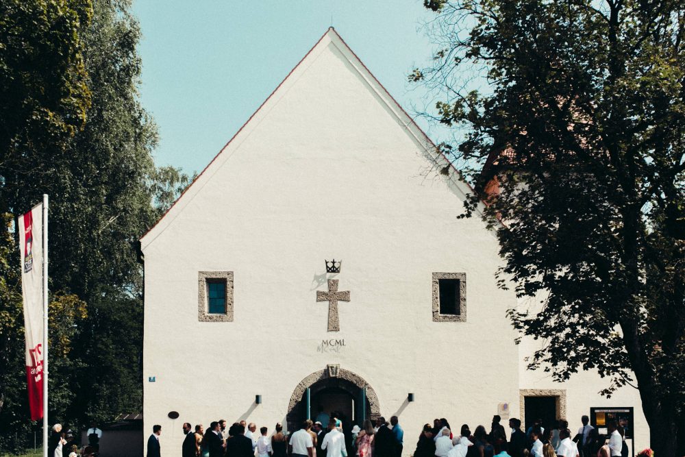 1001 Origami Kraniche auf der Scheunenhochzeit AmVieh-Theater / Schwindegg