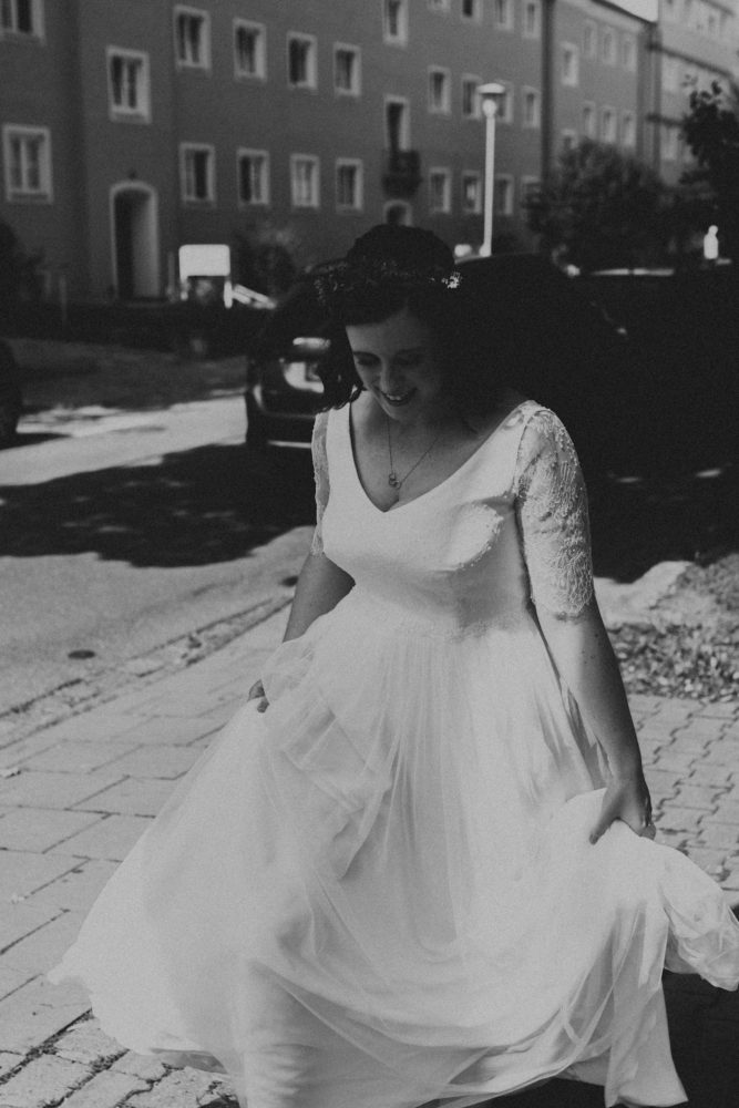 1001 Origami Kraniche auf der Scheunenhochzeit AmVieh-Theater / Schwindegg