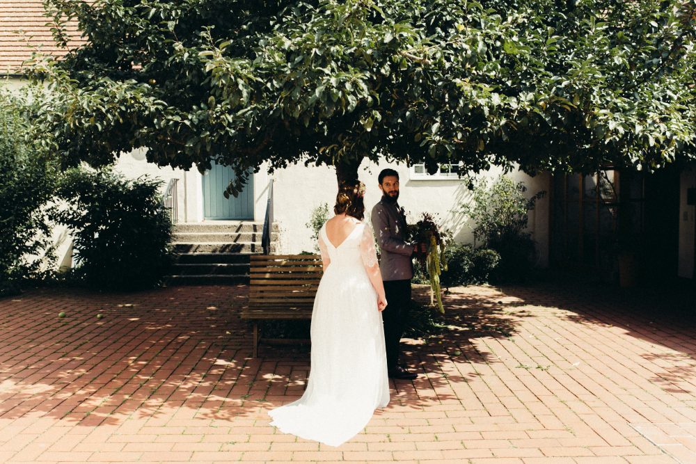 1001 Origami Kraniche auf der Scheunenhochzeit AmVieh-Theater / Schwindegg