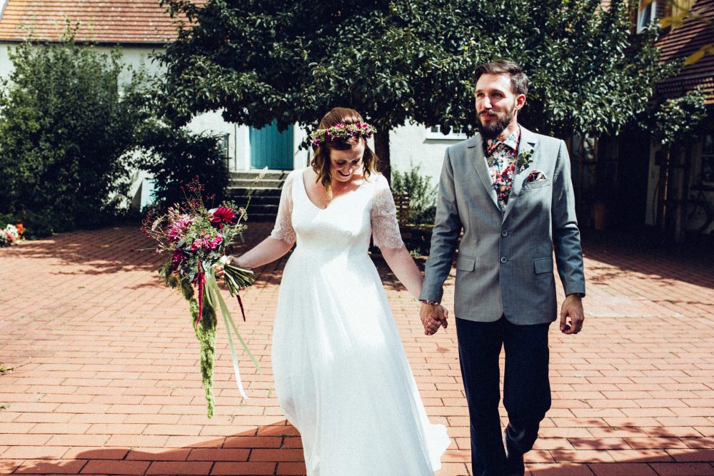 1001 Origami Kraniche auf der Scheunenhochzeit AmVieh-Theater / Schwindegg