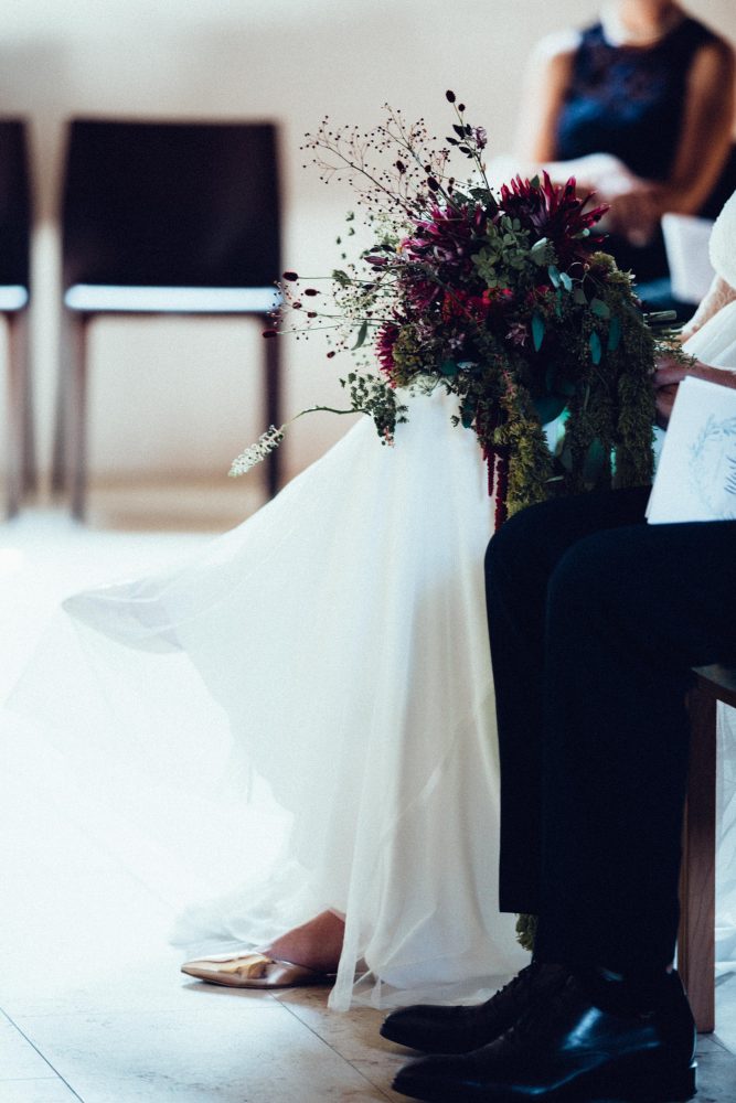 1001 Origami Kraniche auf der Scheunenhochzeit AmVieh-Theater / Schwindegg