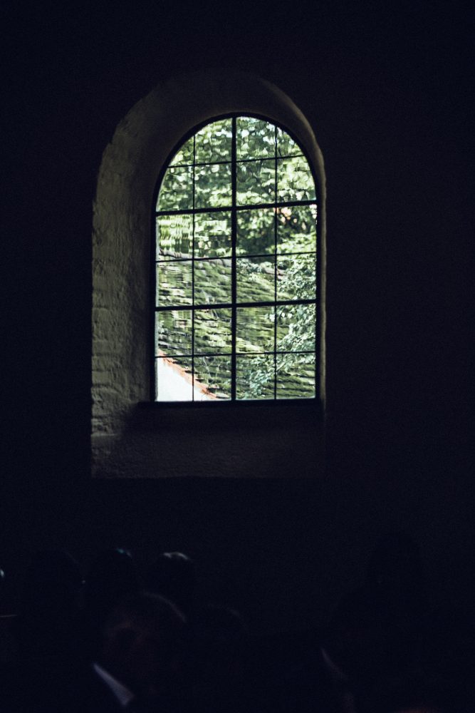 1001 Origami Kraniche auf der Scheunenhochzeit AmVieh-Theater / Schwindegg