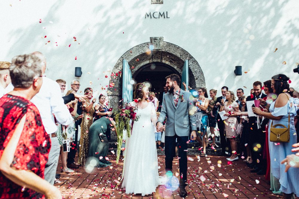 1001 Origami Kraniche auf der Scheunenhochzeit AmVieh-Theater / Schwindegg