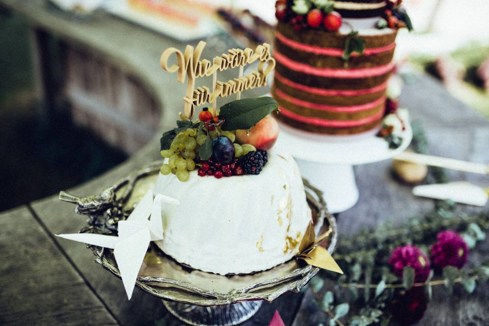 1001 Origami Kraniche auf der Scheunenhochzeit AmVieh-Theater / Schwindegg