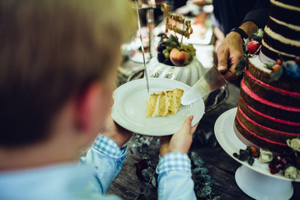 1001 Origami Kraniche auf der Scheunenhochzeit AmVieh-Theater / Schwindegg