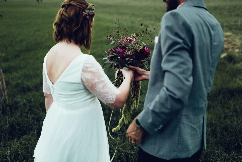 1001 Origami Kraniche auf der Scheunenhochzeit AmVieh-Theater / Schwindegg