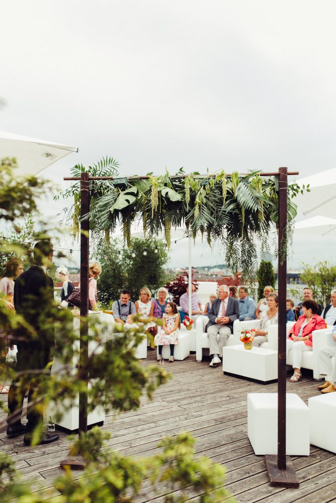 Gleichgeschlechtliche Hochzeit im Skyloftstudio München