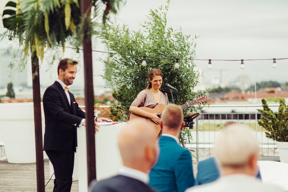 Gleichgeschlechtliche Hochzeit im Skyloftstudio München