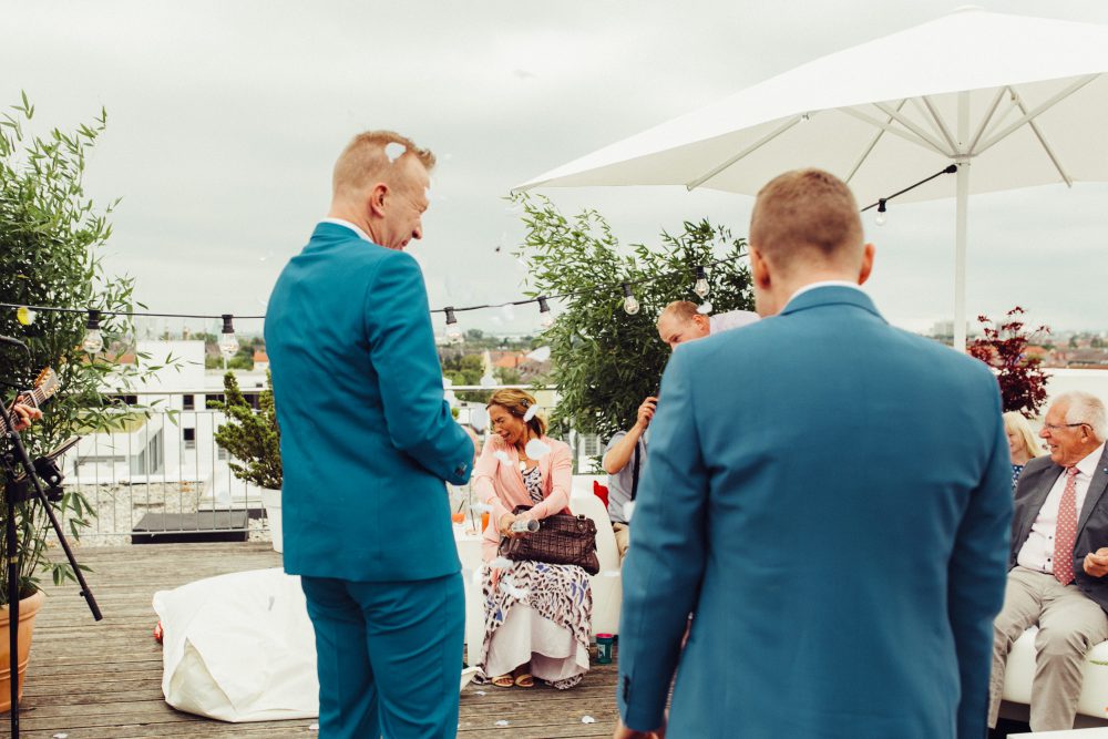 Gleichgeschlechtliche Hochzeit im Skyloftstudio München