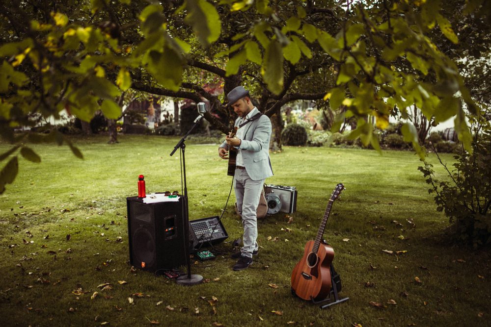 Freie Trauung im Garten der alten Tenne