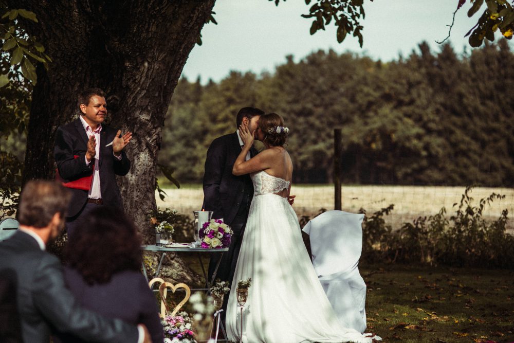 Freie Trauung im Garten der alten Tenne
