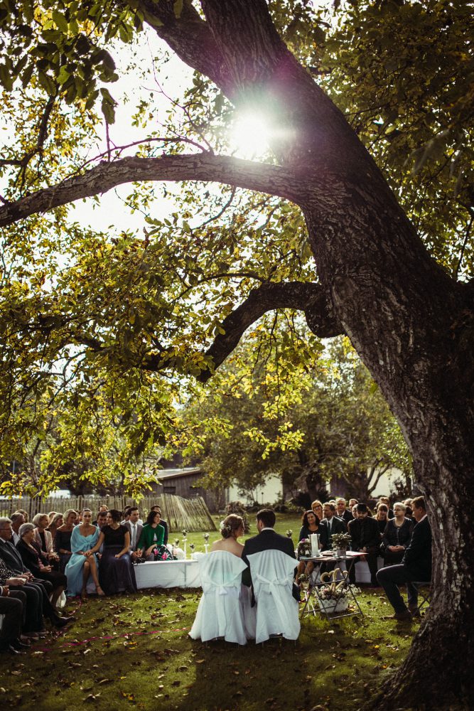 Freie Trauung im Garten der alten Tenne