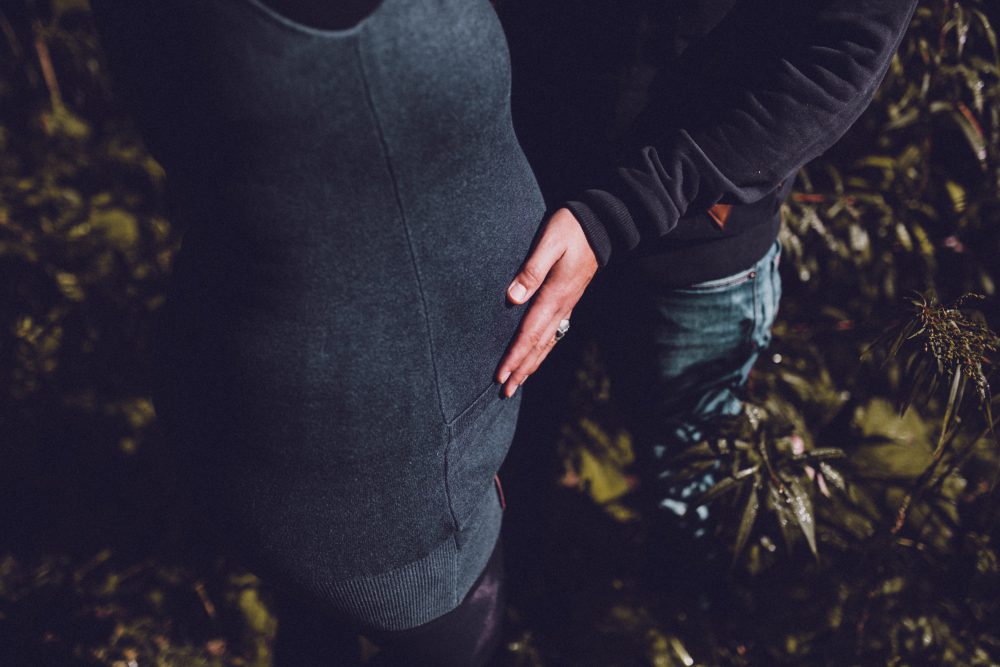 Babybauchshooting im herbstlichen Oberstdorf