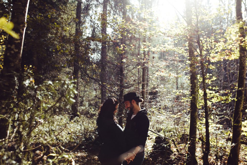 Babybauchshooting im herbstlichen Oberstdorf