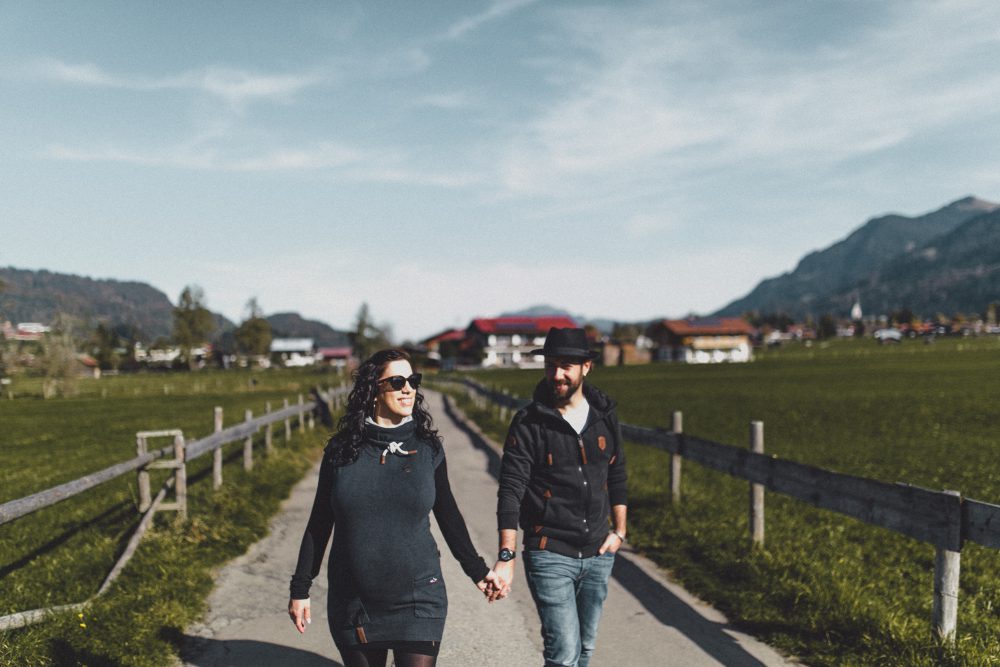 Babybauchshooting im herbstlichen Oberstdorf