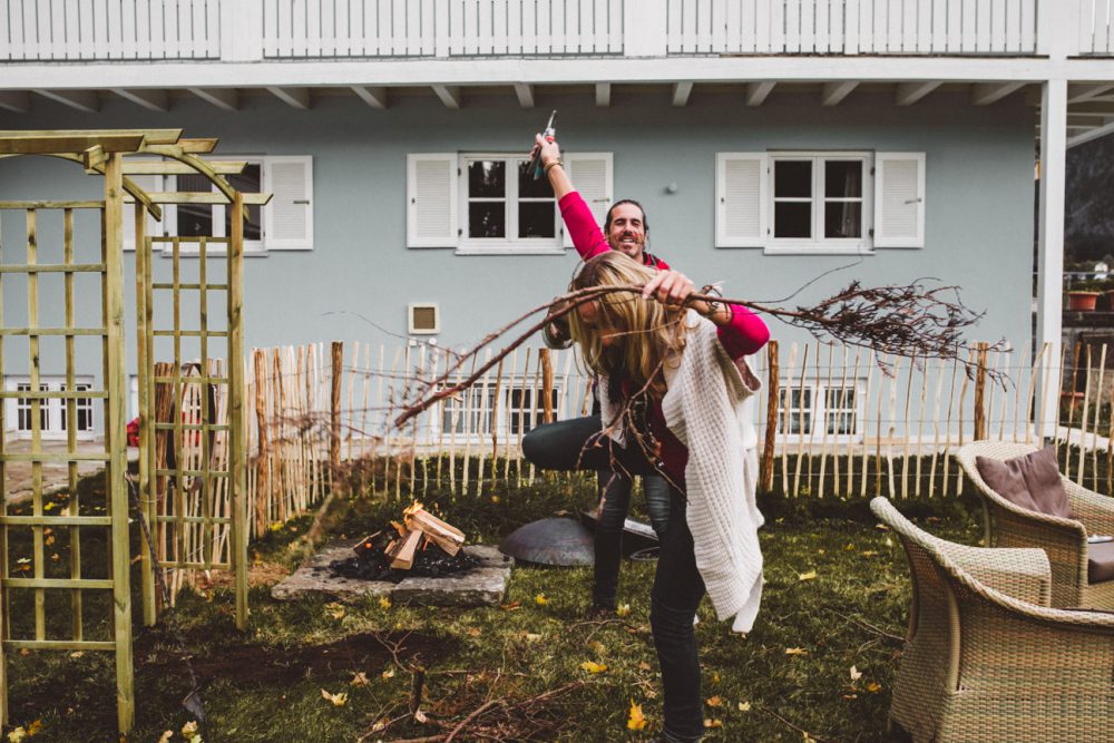 Herbstfeuer und Kochen mit der Peka im Garten