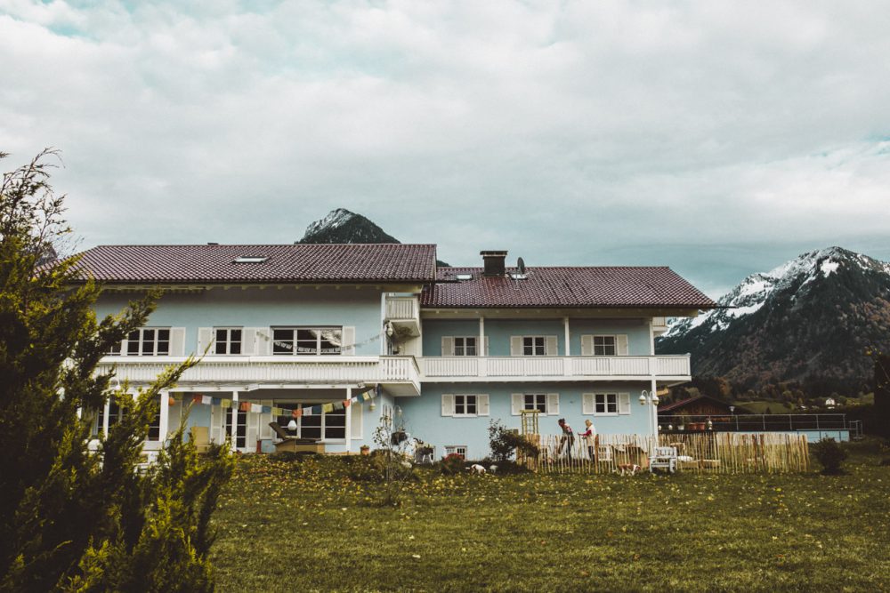 Herbstfeuer und Kochen mit der Peka im Garten
