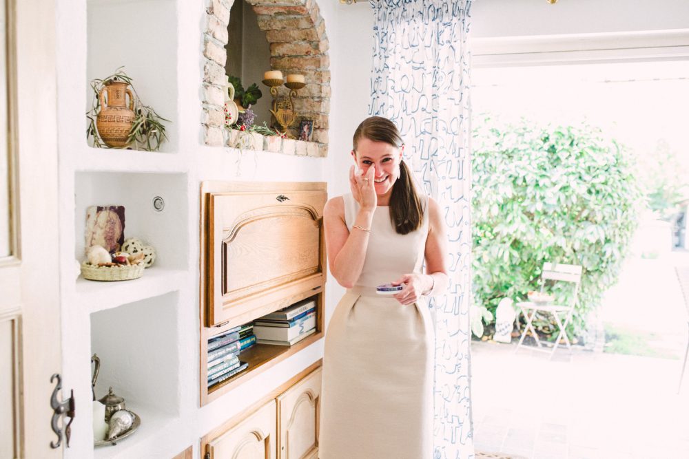 Barfuß Hippie Scheunen-Hochzeit in der alten Tenne bei Moosinning