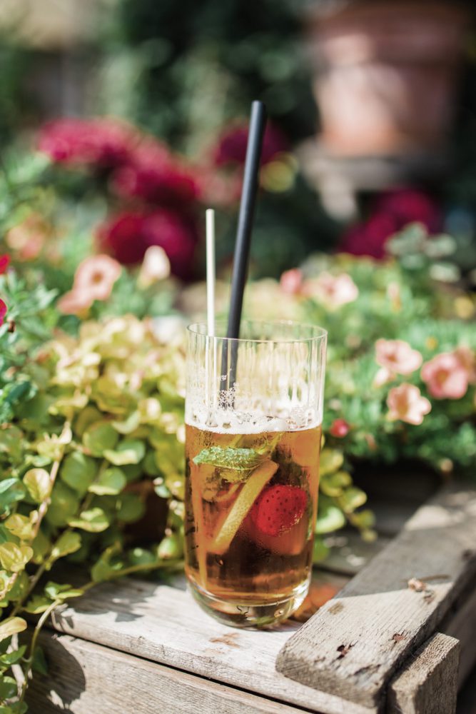 Barfuß Hippie Scheunen-Hochzeit in der alten Tenne bei Moosinning