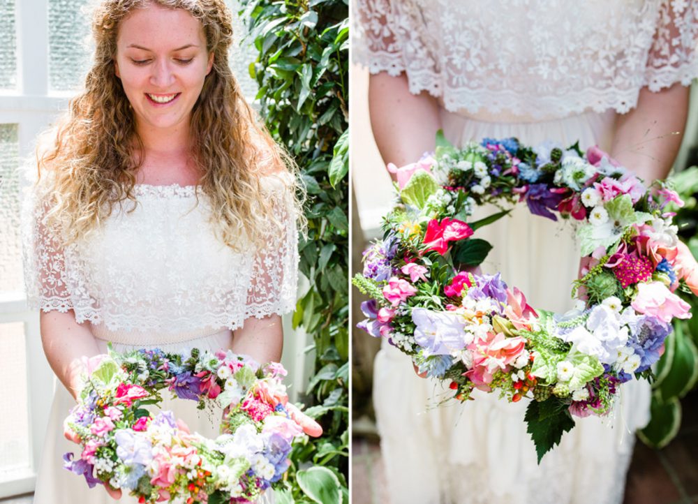 Barfuß Hippie Scheunen-Hochzeit in der alten Tenne bei Moosinning