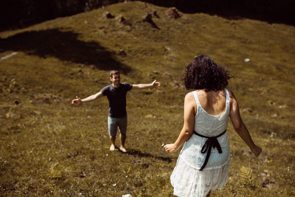 Engagement Shooting zwischen Wasserfällen