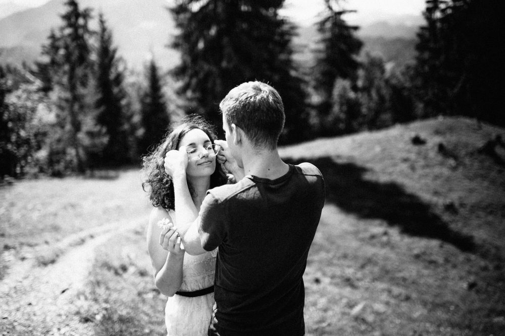 Engagement Shooting zwischen Wasserfällen