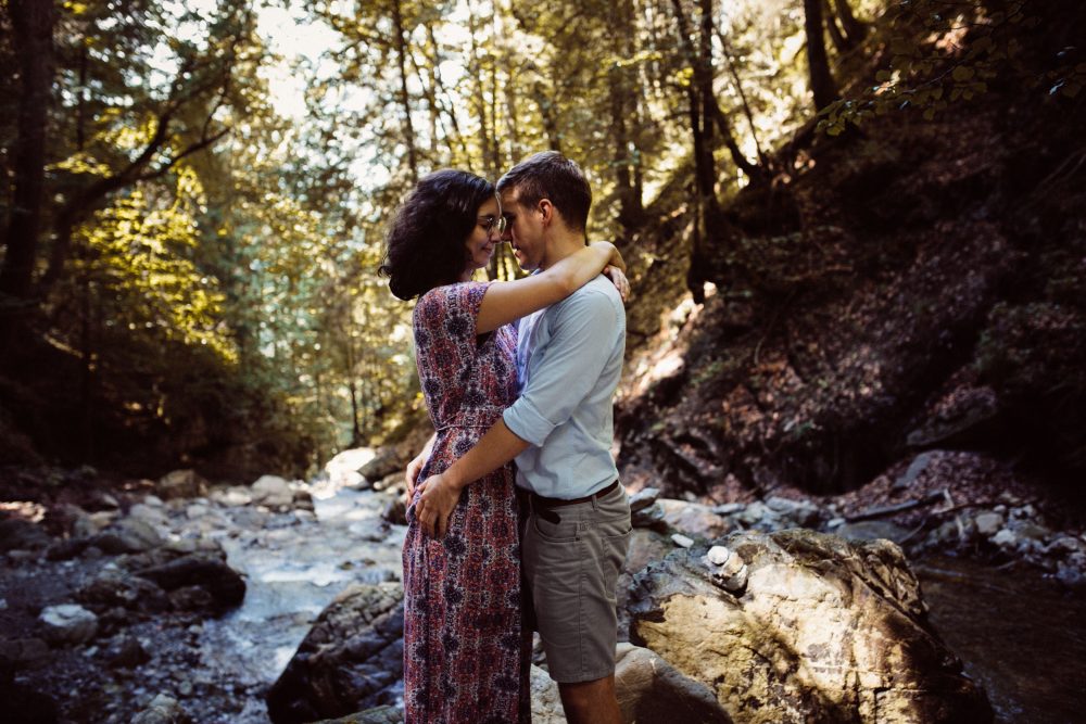 Engagement Shooting zwischen Wasserfällen