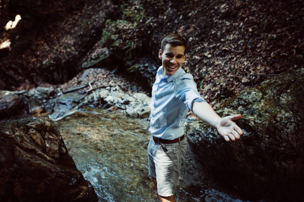 Engagement Shooting zwischen Wasserfällen